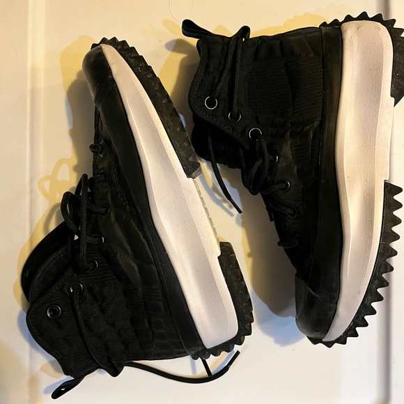 Converse Black High-Top Sneakers - Picture 3 of 7